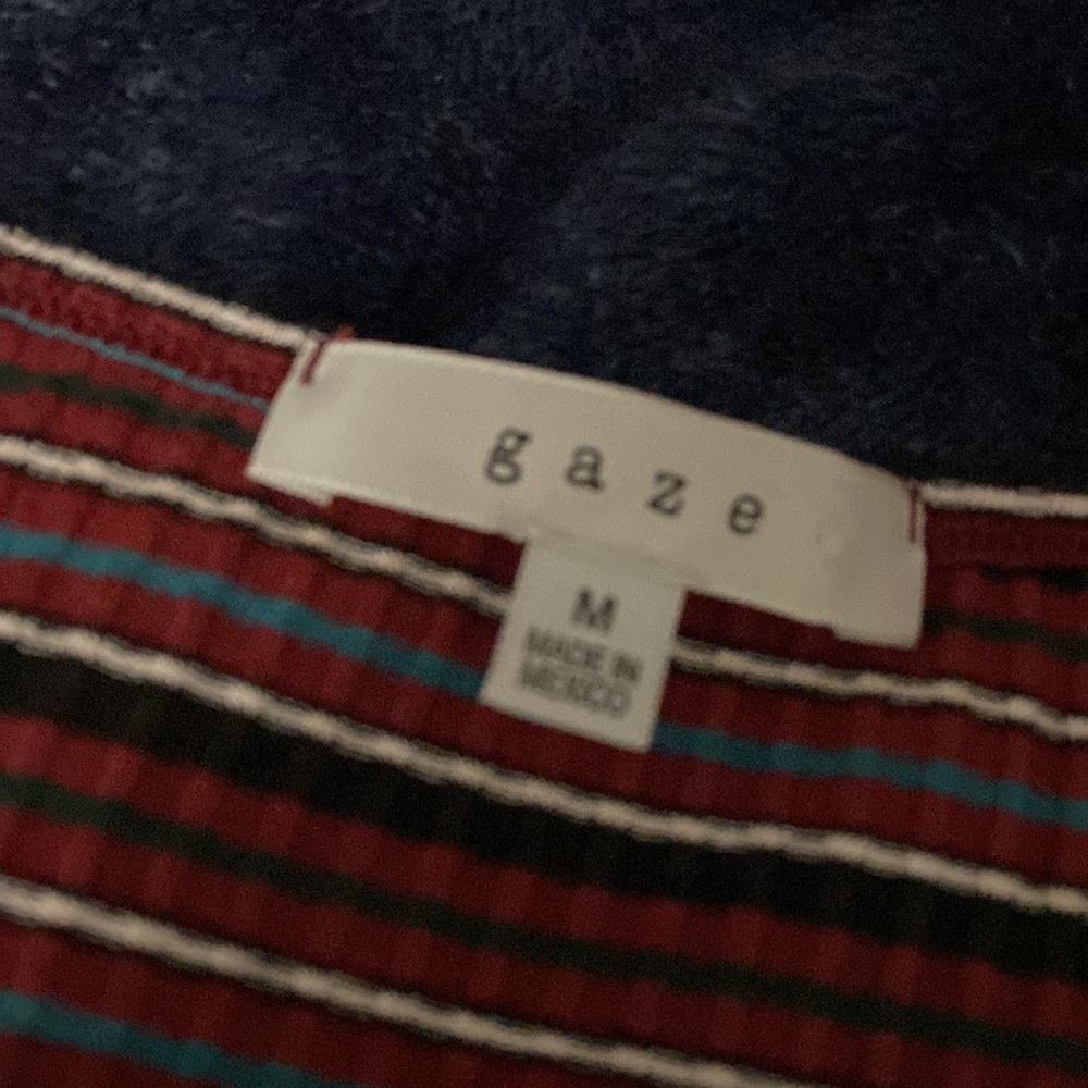 🥭 (4 for $15) GAZE striped ripped top - Picture 6 of 8